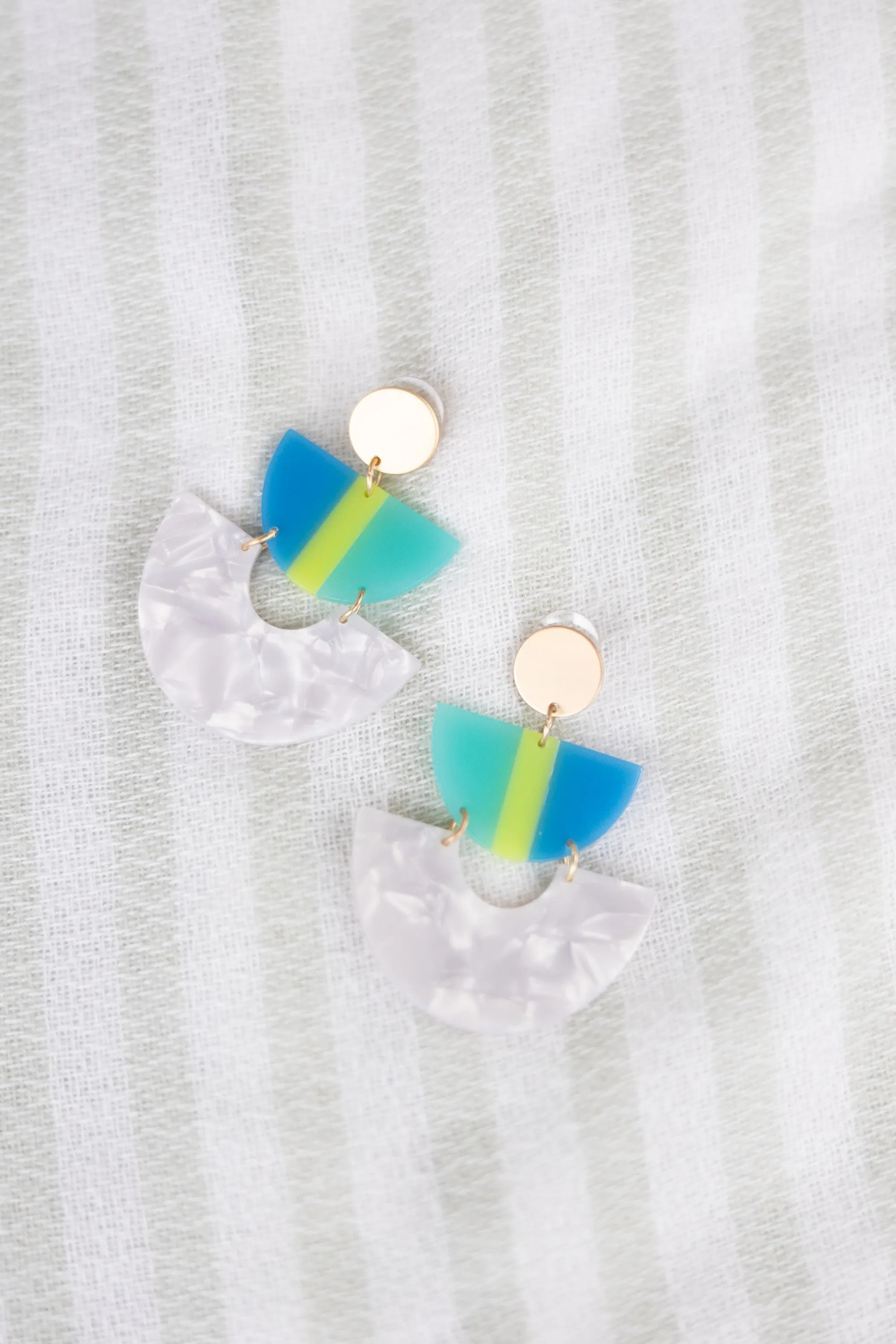 The Emorie Mint Green Earrings