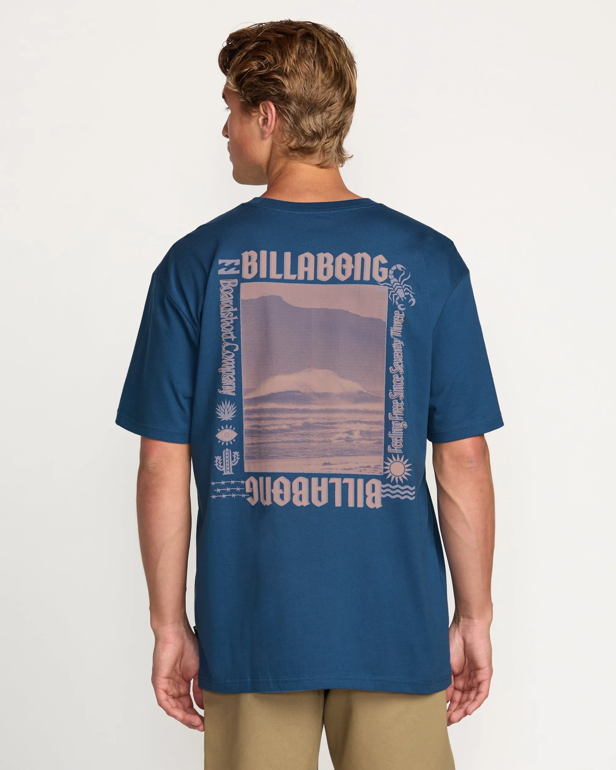 The Hunt Regular Tee - Deep Blue Billabong