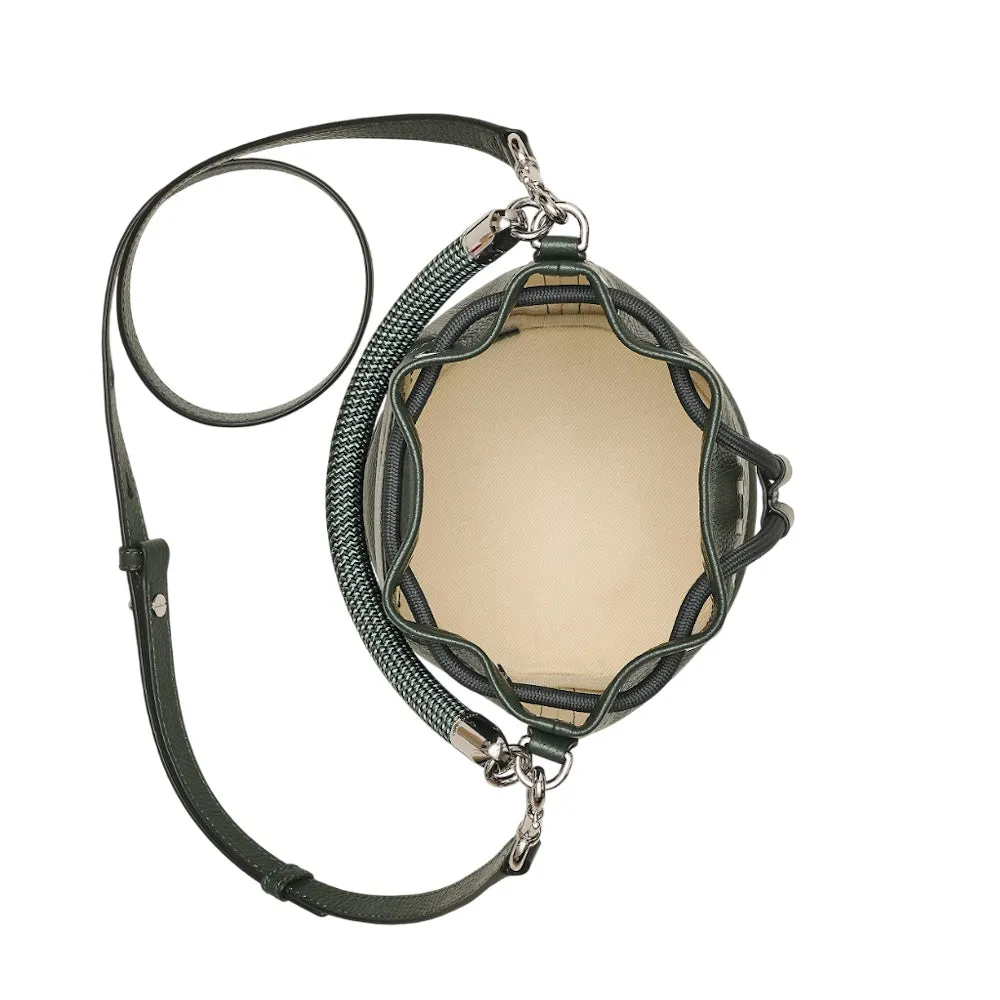 THE LEATHER BUCKET BAG