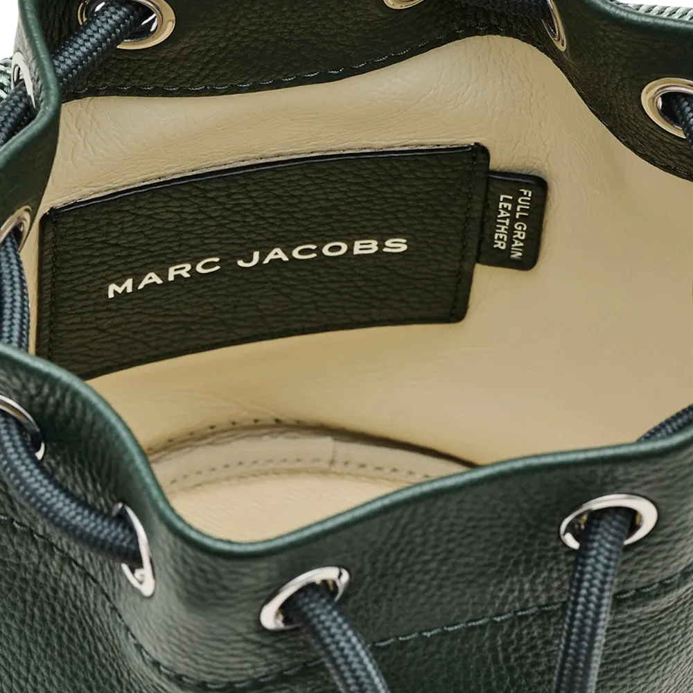 THE LEATHER BUCKET BAG