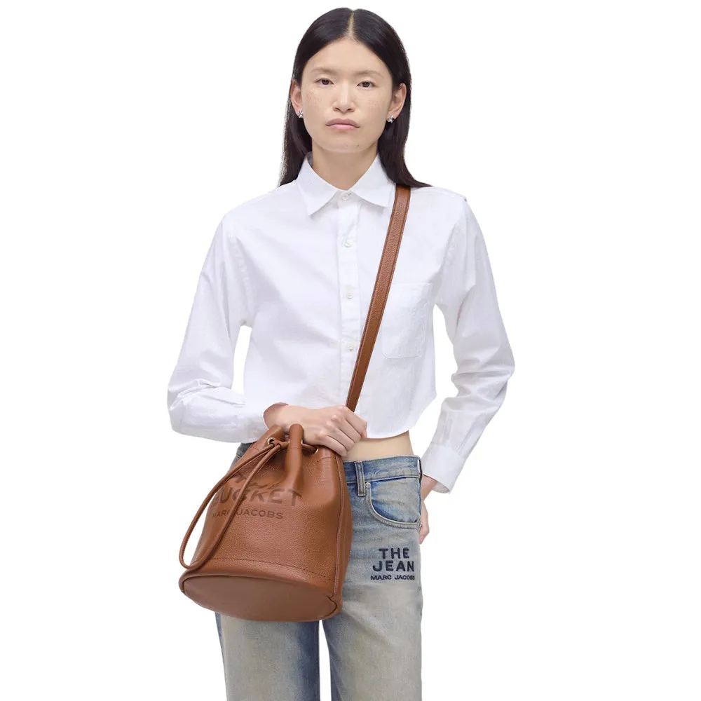 THE LEATHER LARGE BUCKET BAG