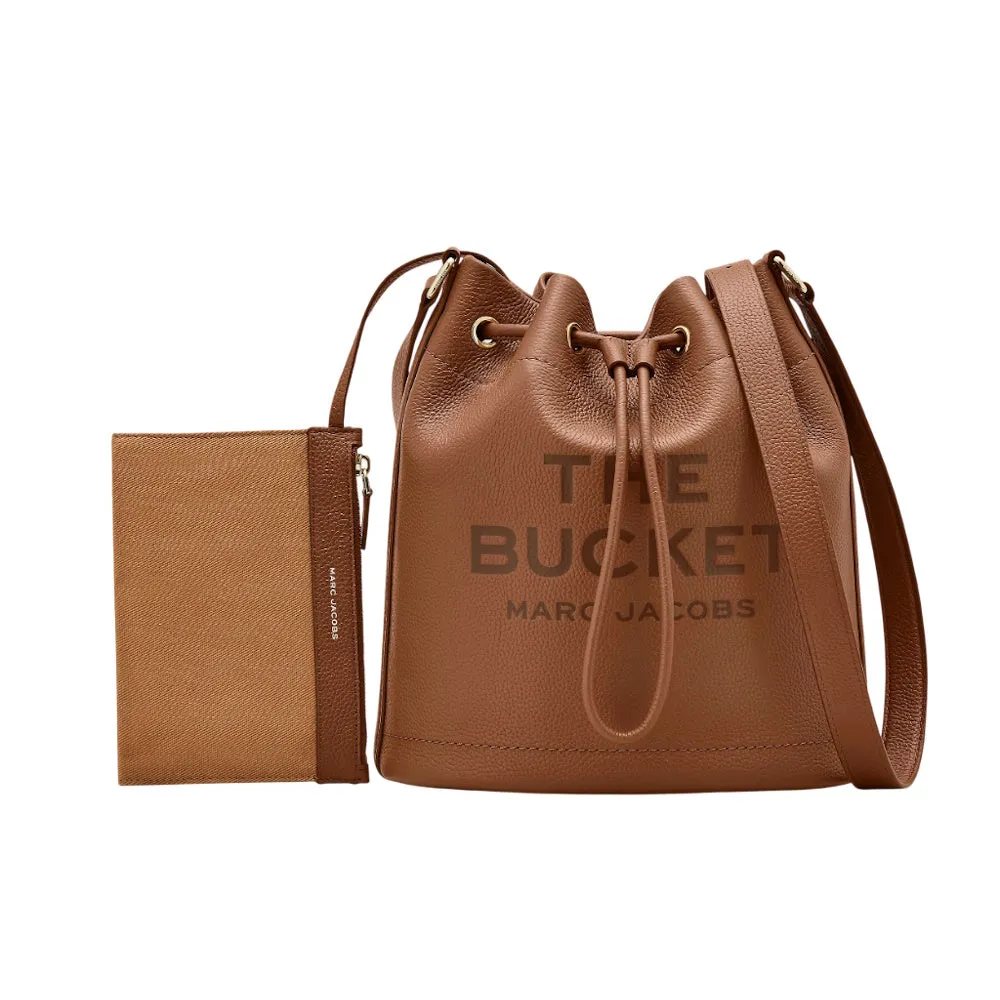 THE LEATHER LARGE BUCKET BAG