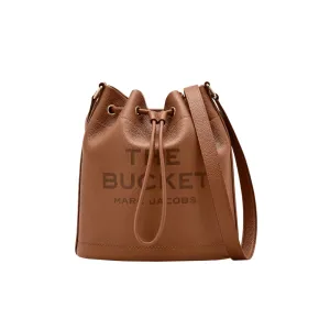 THE LEATHER LARGE BUCKET BAG