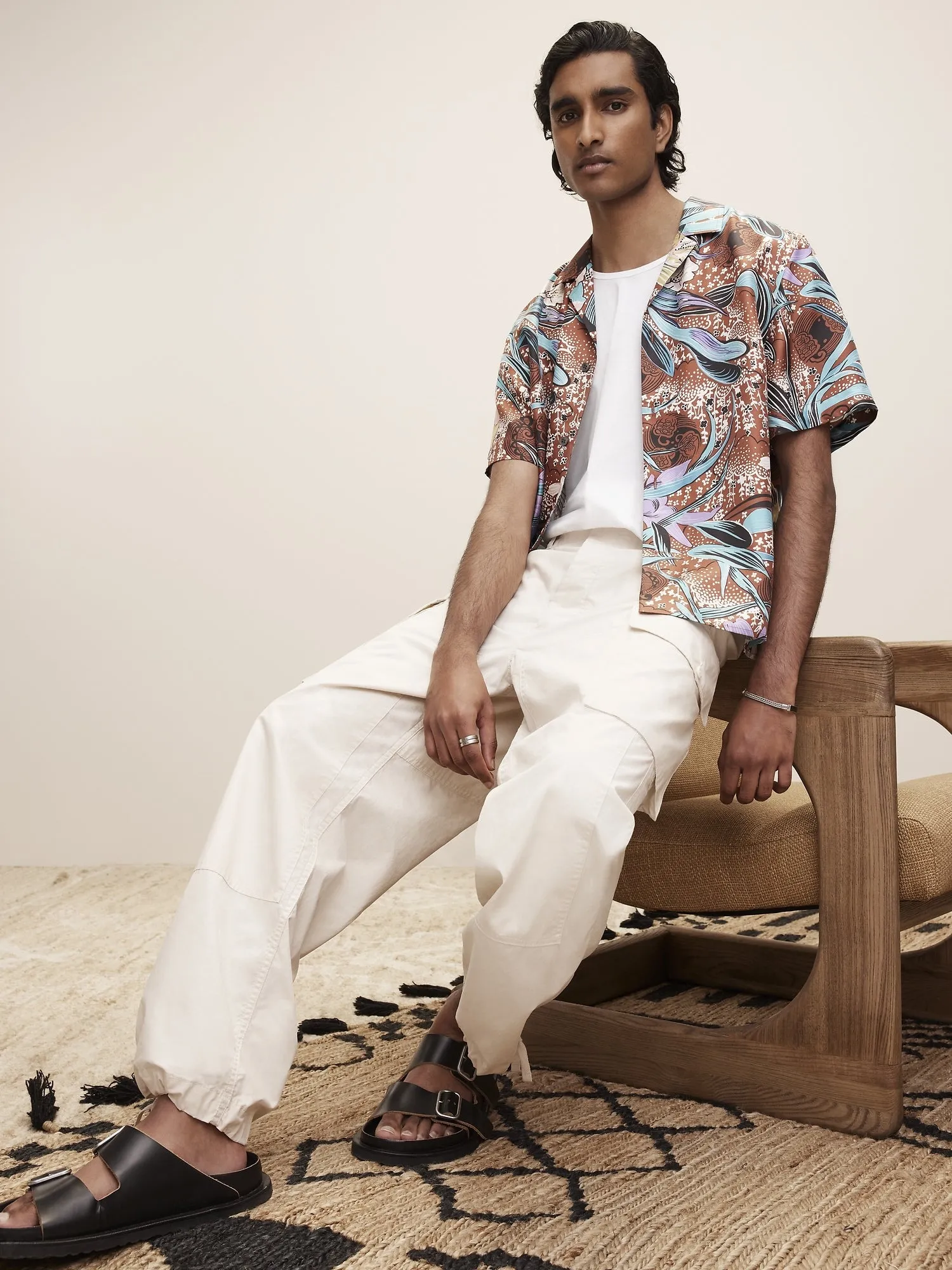 The White Lotus Relaxed Poplin Cargo Pants Banana Republic