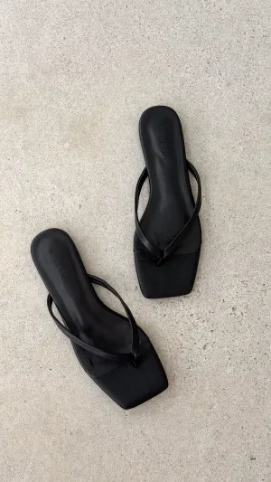 Tove Sandal - Black Billy J