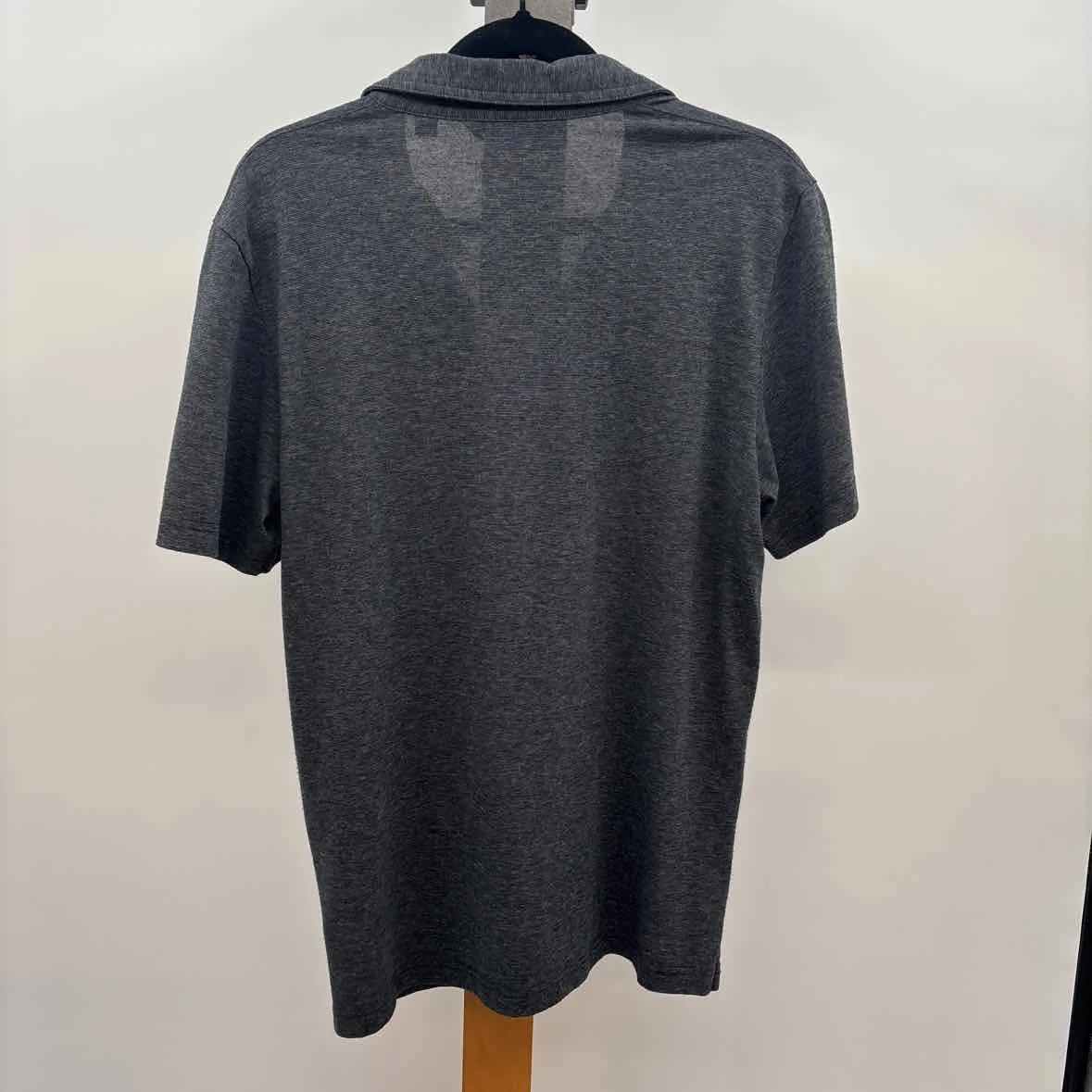 Travis Matthew Men's Size M Black Striped Short Sleeve Shirt