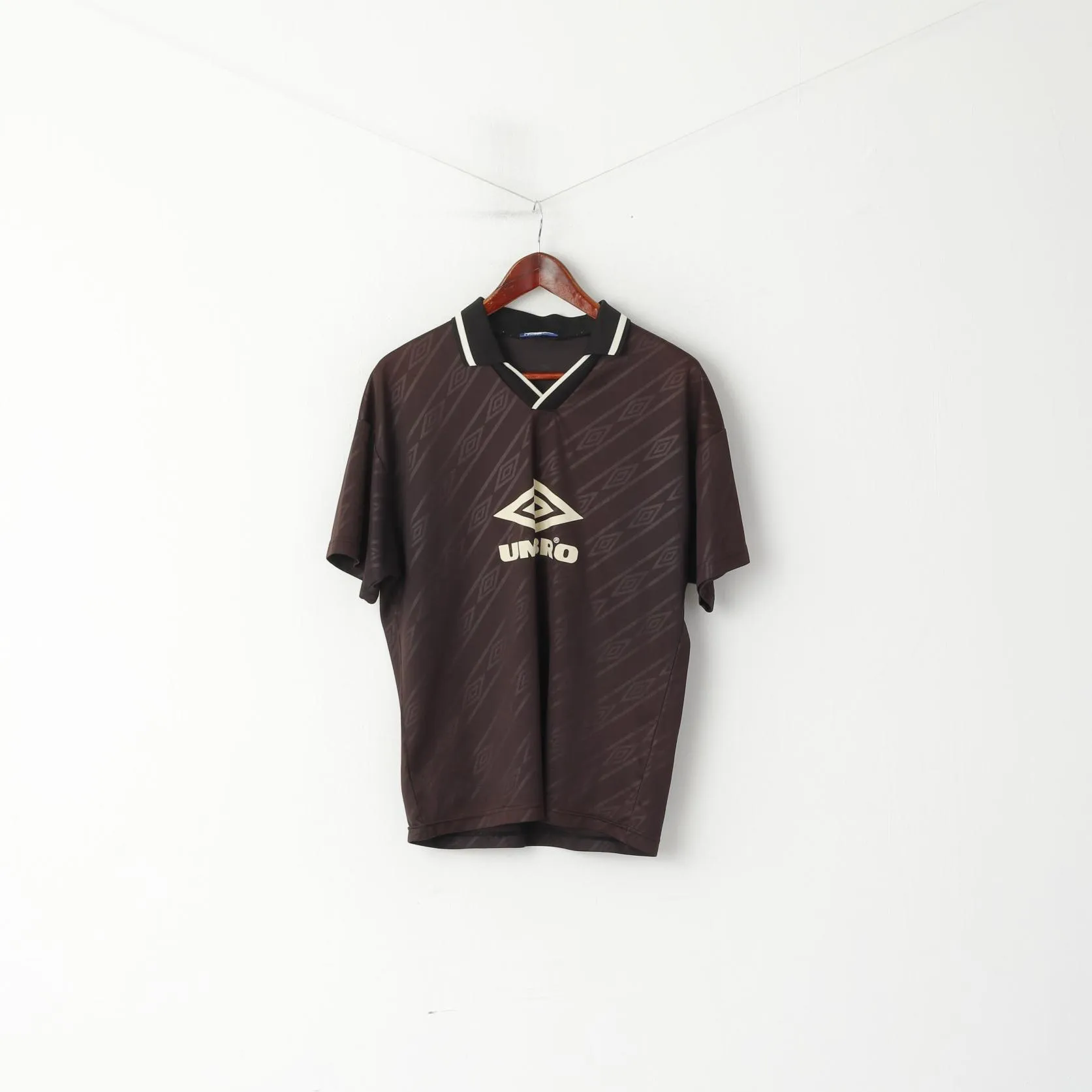 Umbro Men M Polo Shirt Brown Striped Shiny Vintage Sport Football Training Jersey Top