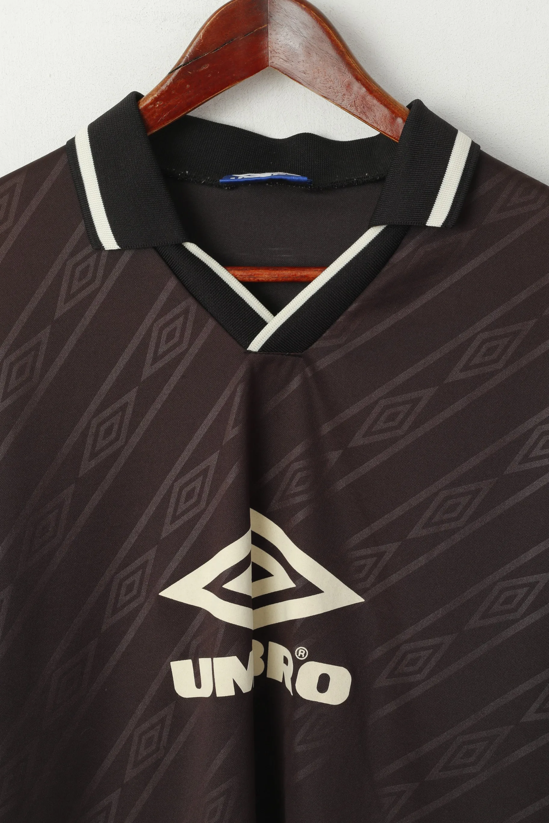 Umbro Men M Polo Shirt Brown Striped Shiny Vintage Sport Football Training Jersey Top