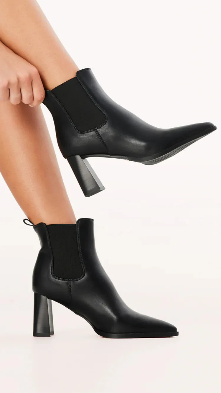 Umiko Boots - Black Billy J