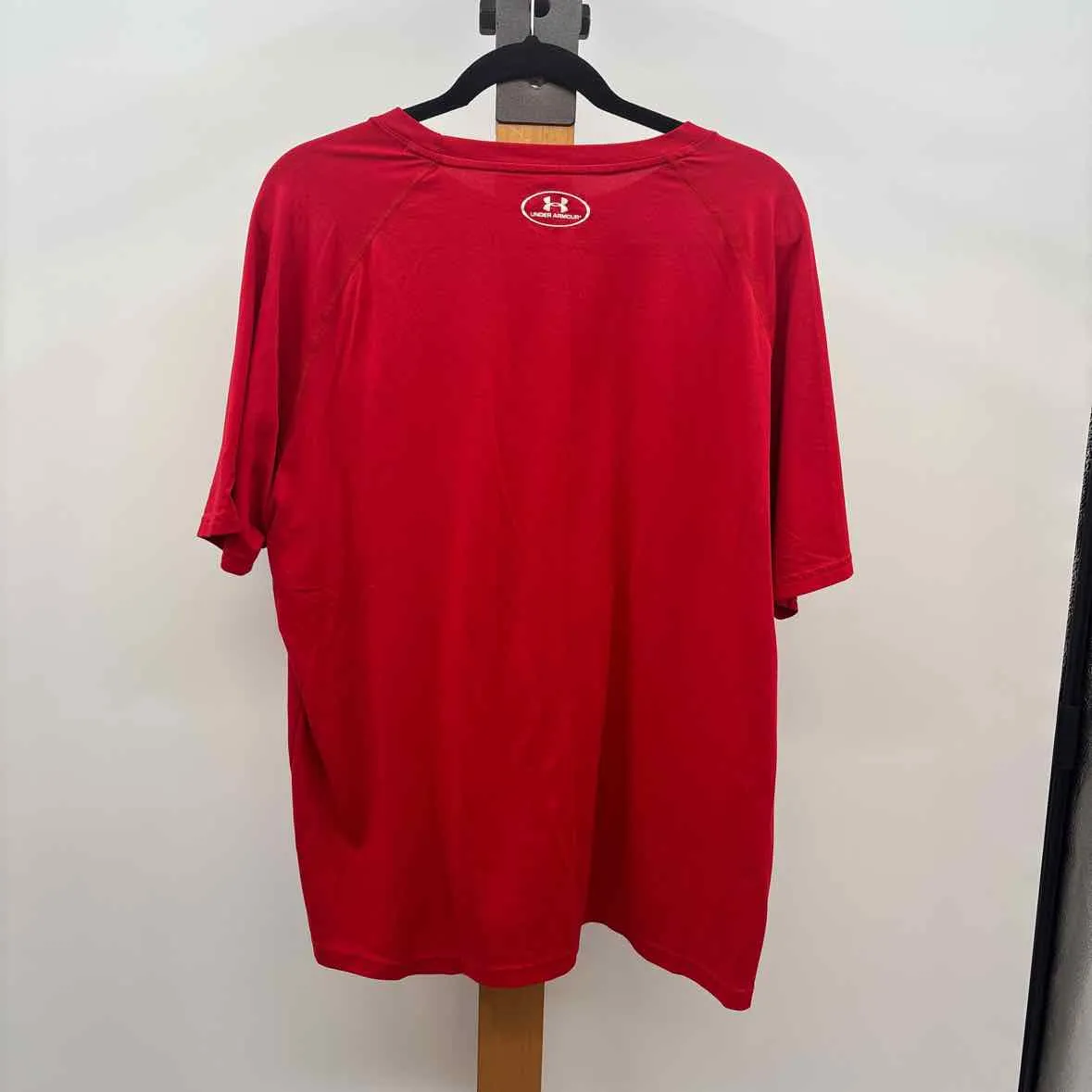 Under Armour Men's Size 2XL Red Polyester Solid Short Sleeve Shirt