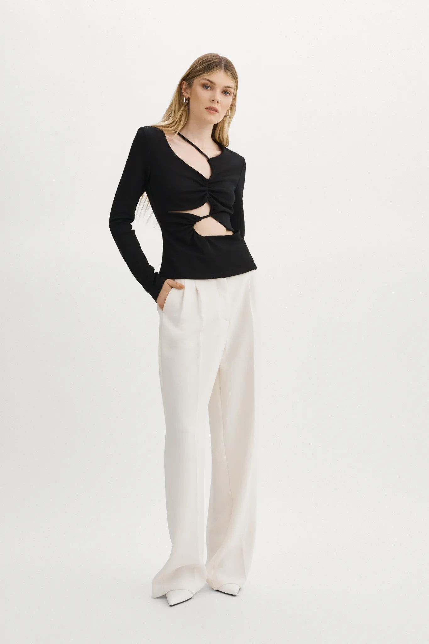 VEDA | Knit Cut-Out Top
