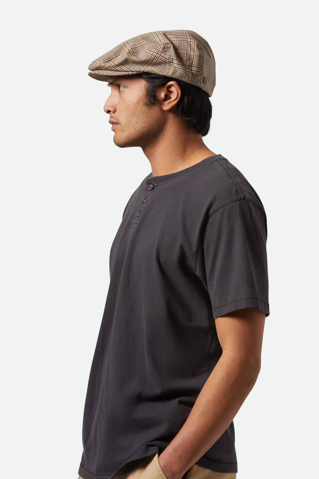 Vintage Reserve S/S Henley - Black Sol Wash Brixton