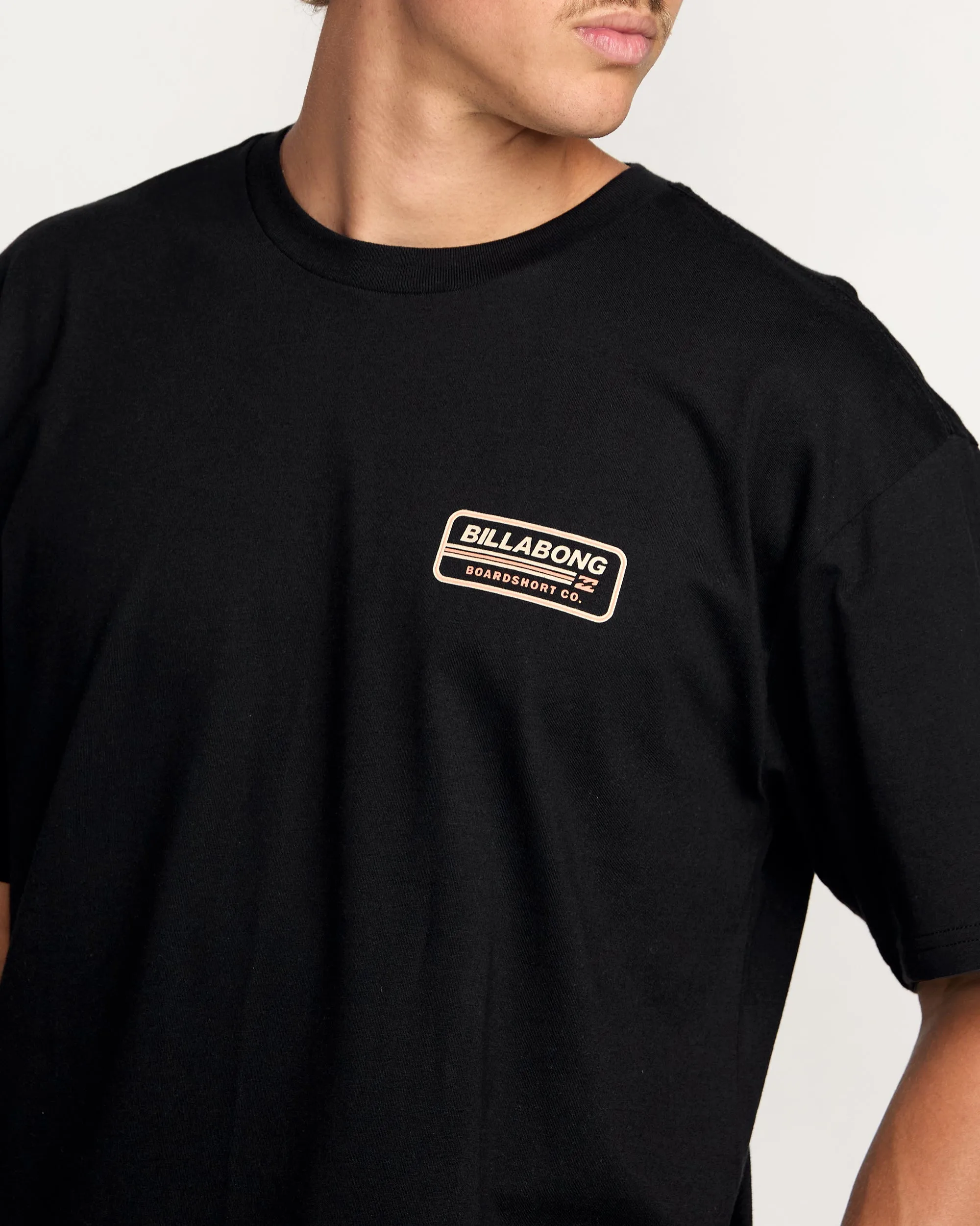 Walled Regular Tee - Black Billabong