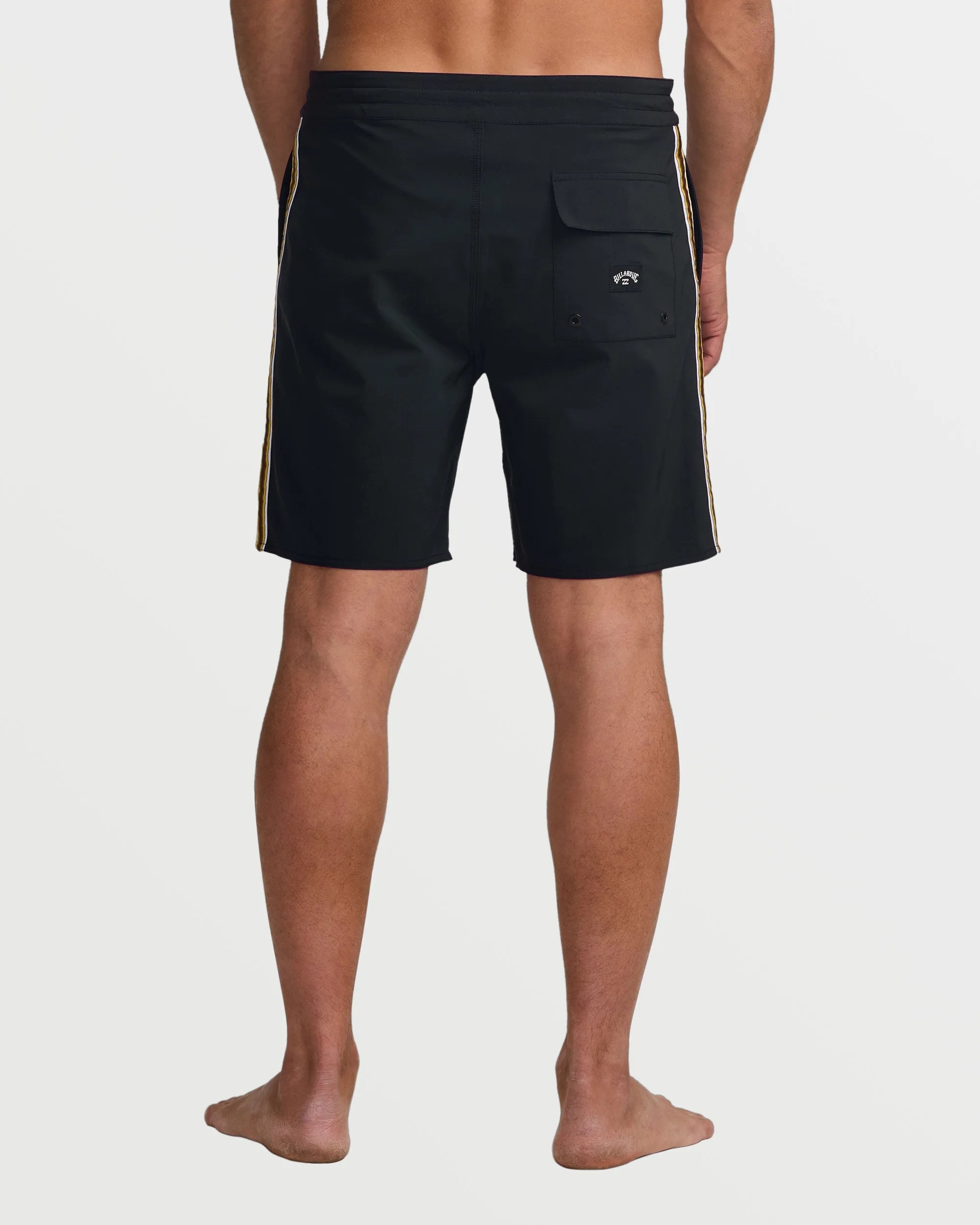 Wategos Lo Tide 19" Boardshorts - Black Billabong
