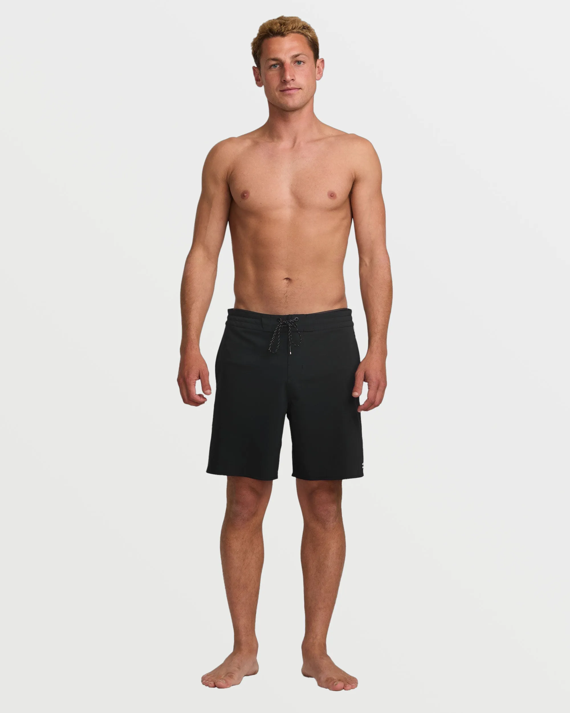 Wategos Lo Tide 19" Boardshorts - Black Billabong