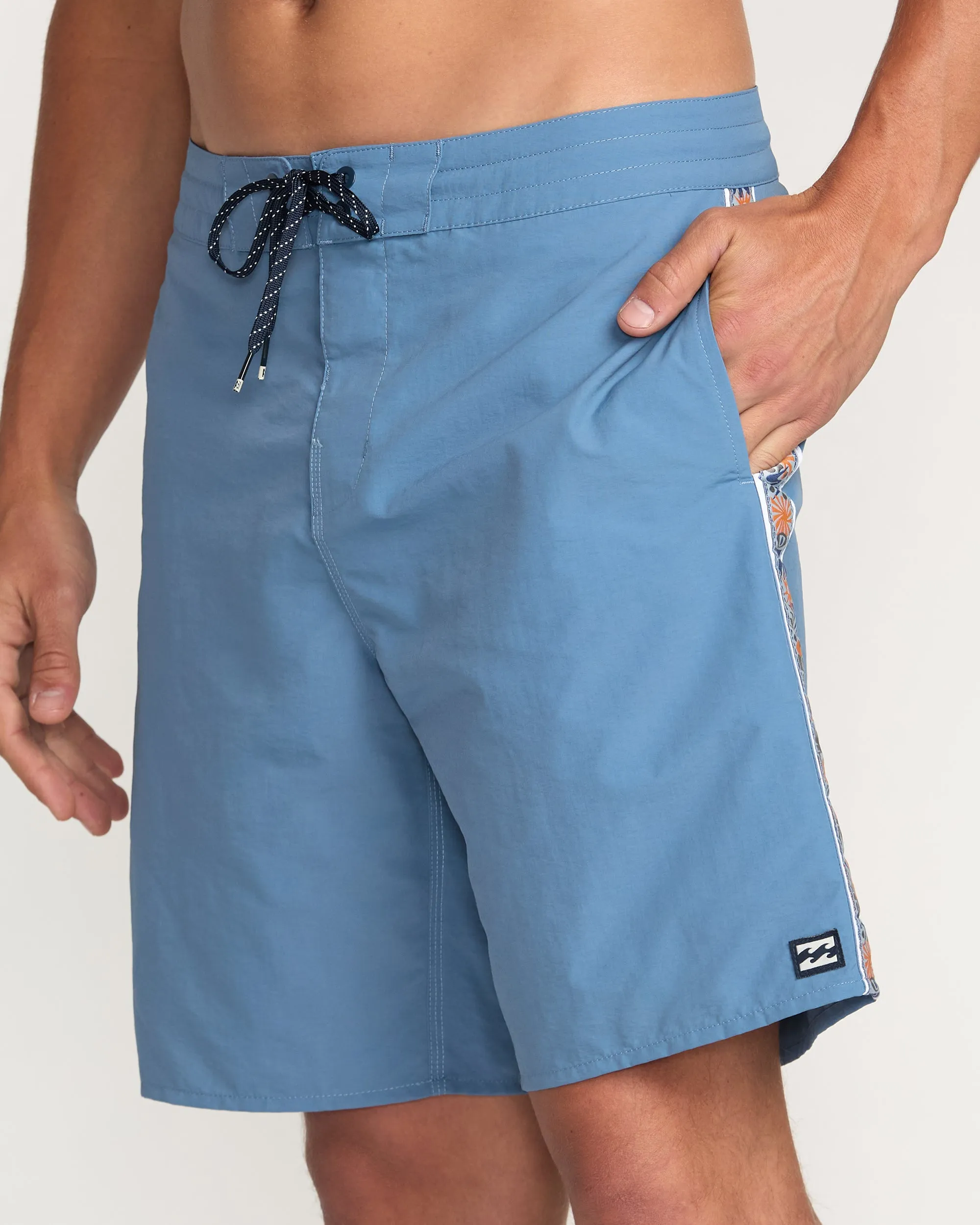 Wategos Lo Tide 19" Boardshorts - Carolina Blue Billabong