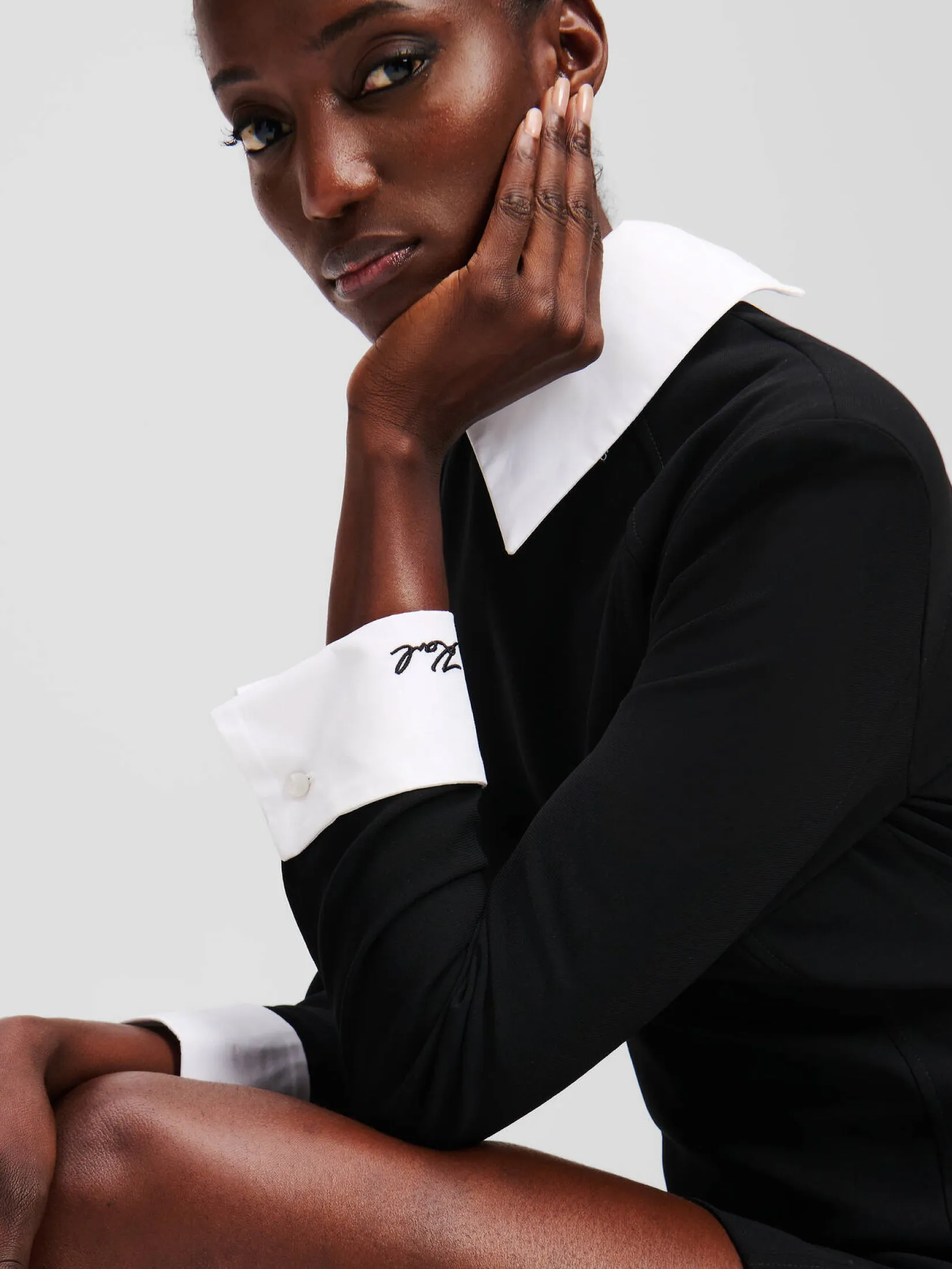 WHITE COLLAR DRESS