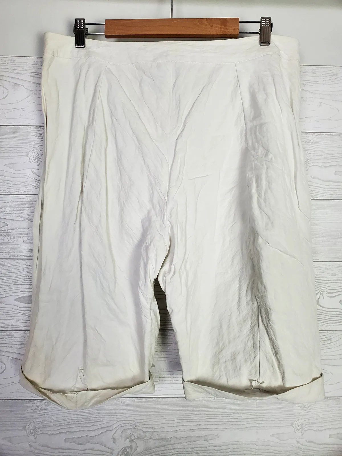 Yeohlee Size 14 Bone Crinkle Shorts NWT
